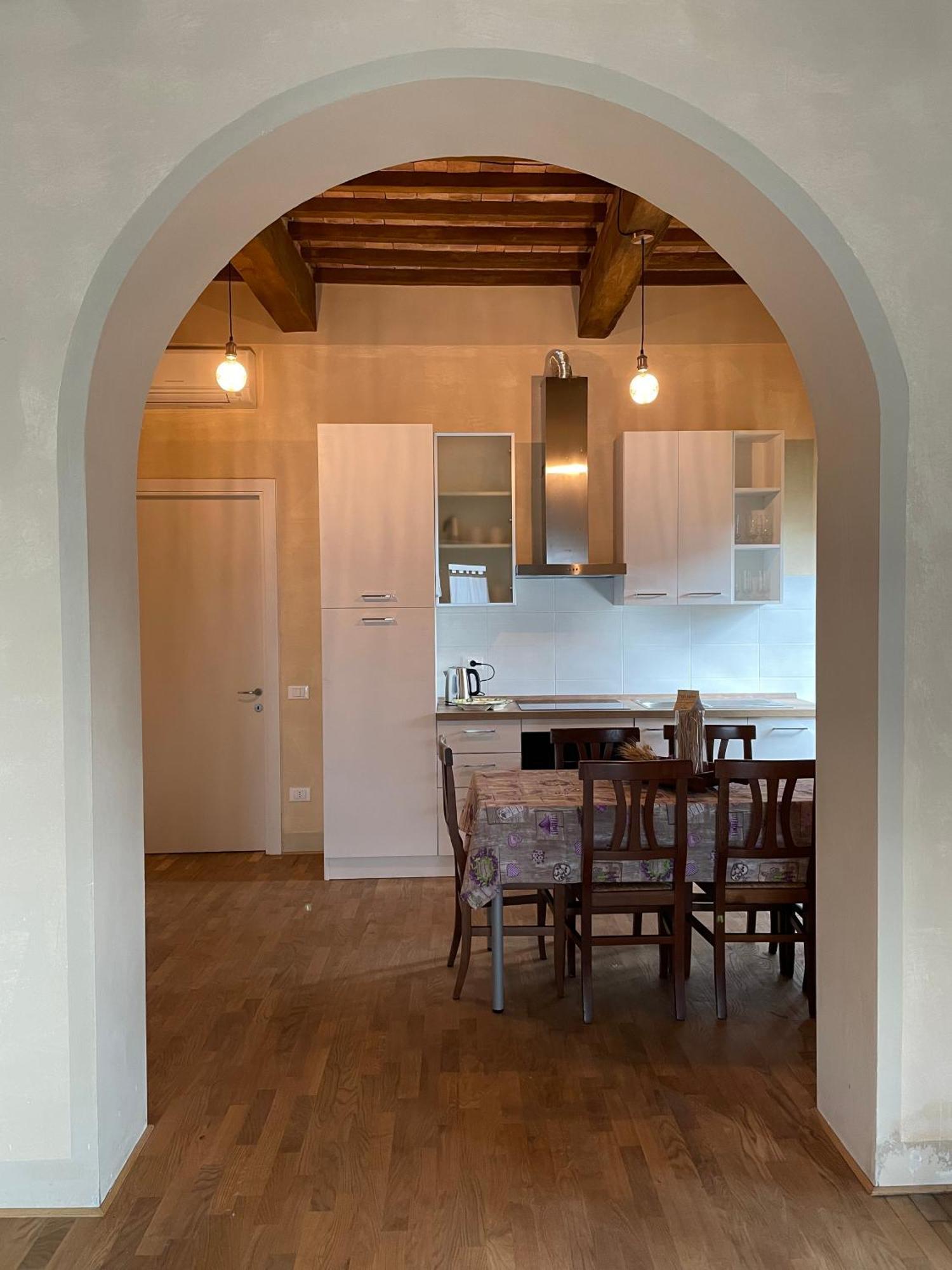 Casa Vacanze Le Due Torri Vada Exterior foto